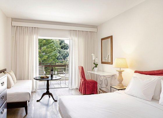 Grecotel Daphnila Bay - Wohnbeispiel Double Room Superior Garden View Private Balcony (Zimmercodierung DSG)