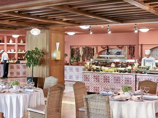 Grecotel Daphnila Bay - Antica Cucina Buffet-/ Grillrestaurant