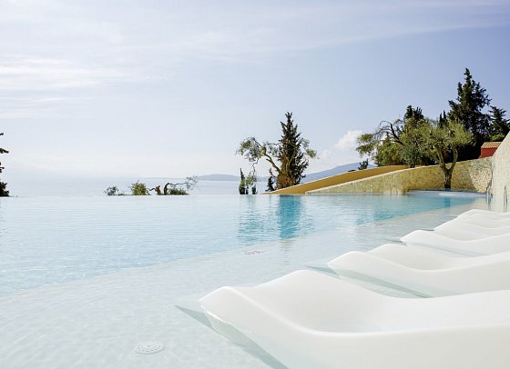 Nido, Mar-Bella Collection