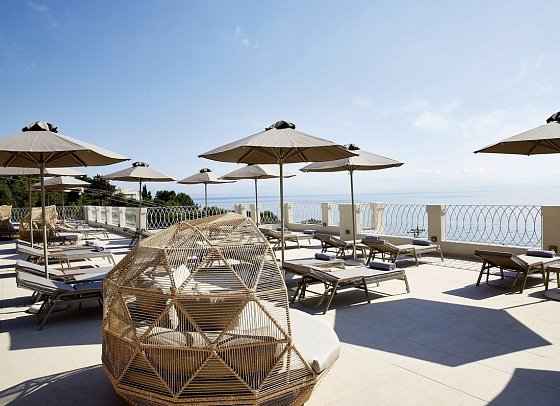 Nido, Mar-Bella Collection