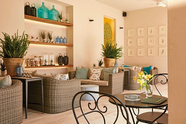 Nido, Mar-Bella Collection