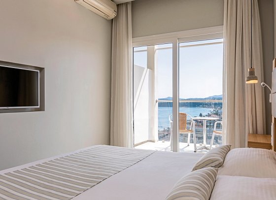 Marilena Sea View Hotel - Wohnbeispiel Doppelzimmer Meerblick (Zimmercodierung DBM)