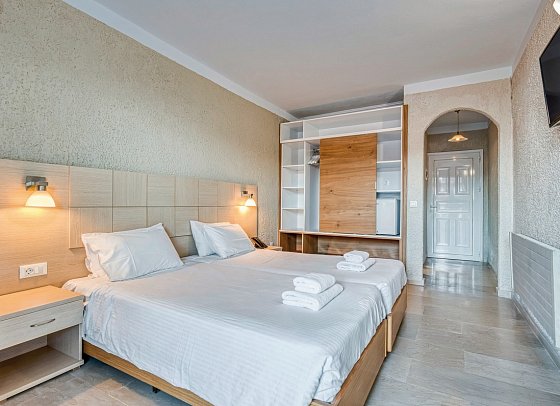 Alkionis - Wohnbeispiel Doppelzimmer Gartenblick (Zimmercodierung DBG)