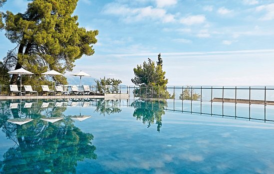 Kontokali Bay Resort & Spa