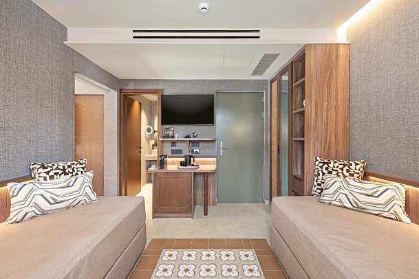 Sentido Apollo Palace - Wohnbeispiel Suite Deluxe Family Privatpool (Zimmercodierung WDR)