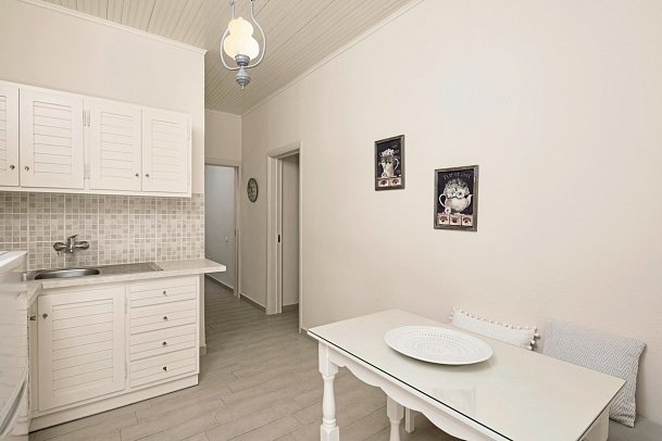 Villa Violetta - Wohnbeispiel Appartement 2 Schlafzimmer Gartenblick (Zimmercodierung OBG)