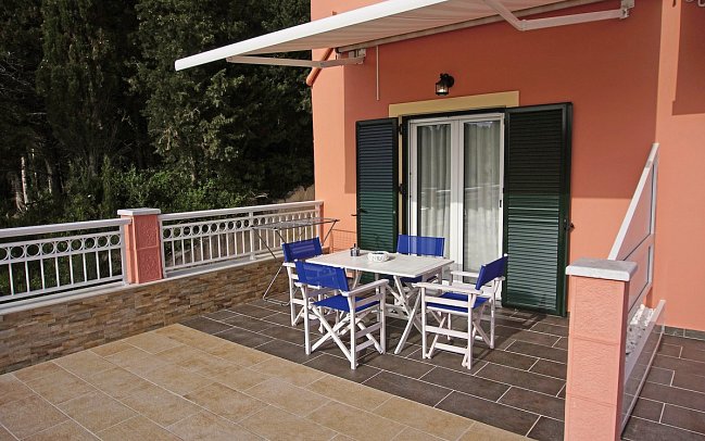 Villa & Apartments Sissy - Wohnbeispiel Apt. 1 Schlafzimmer Meerblick (Zimmercodierung A2M)