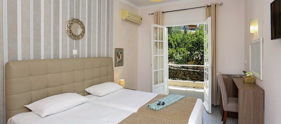 Nefeli - Wohnbeispiel Doppelzimmer Gartenblick (Zimmercodierung DBG)