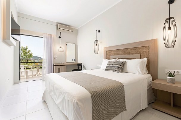 Paradise Hotel Corfu - Wohnbeispiel Doppelzimmer Superior Meerblick (Zimmercodierung DSM)