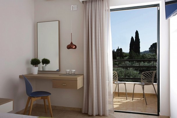 Paradise Hotel Corfu - Wohnbeispiel Doppelzimmer Superior Gartenblick (Zimmercodierung DSG)