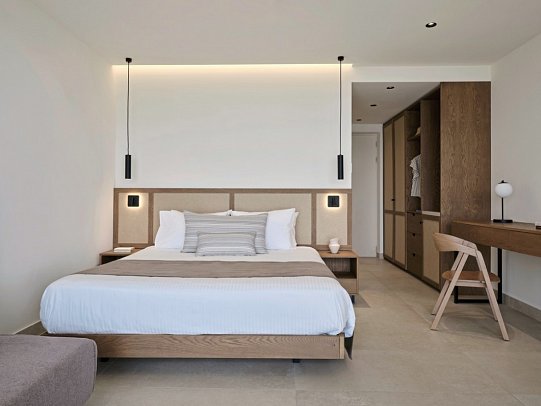 Aeolos Beach Resort - Wohnbeispiel Doppelzimmer Deluxe Meerblick (Zimmercodierung DDM)