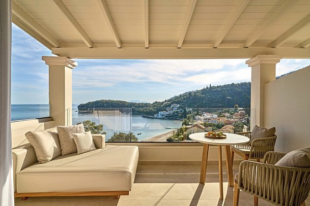 San Antonio Corfu Resort - Wohnbeispiel Junior Suite Fabulous Buchtblick (Zimmercodierung J1M)
