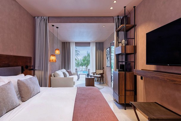 Domes of Corfu, Autograph Collection - Wohnbeispiel Juniorsuite Swim-Up Sapphire (Zimmercodierung JBQ)