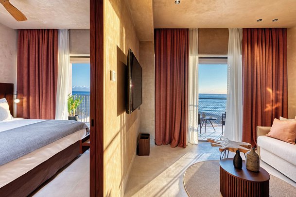 Domes of Corfu, Autograph Collection - Wohnbeispiel Suite Familíe Meerblick Sapphire (Zimmercodierung WIM)