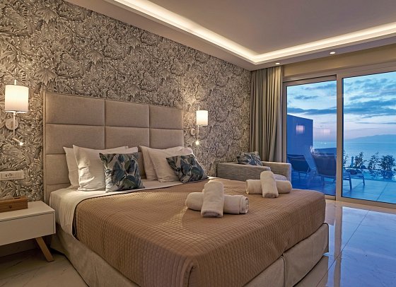 Ibiscus Hotel Corfu - Wohnbeispiel Suite Meerblick Privatpool (Zimmercodierung W1R)