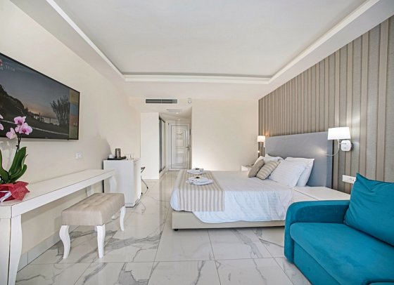 Ibiscus Hotel Corfu - Wohnbeispiel Doppelzimmer Swim-Up (Zimmercodierung DBQ)