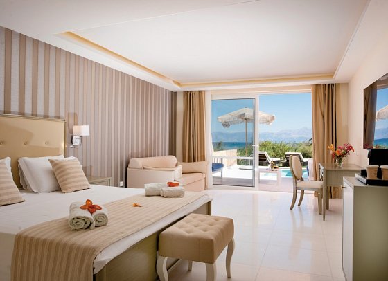 Ibiscus Hotel Corfu - Wohnbeispiel Suite Meerblick Privatpool (Zimmercodierung W1R)