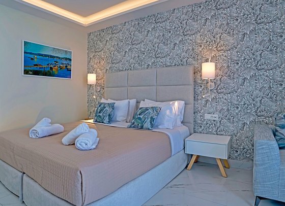 Ibiscus Hotel Corfu - Wohnbeispiel Suite Meerblick Privatpool (Zimmercodierung W1R)