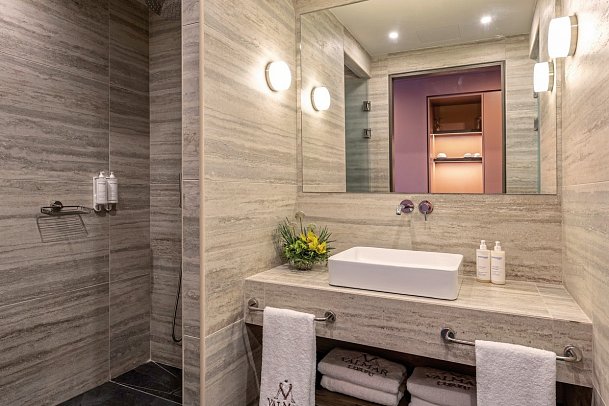 Valmar Corfu by Louis Hotels - Badbeispiel Doppelzimmer Superior Meeresfront (Zimmercodierung DSO)