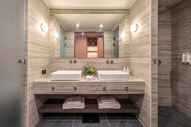 Valmar Corfu by Louis Hotels - Badbeispiel Doppelzimmer Superior Meeresfront (Zimmercodierung DSO)