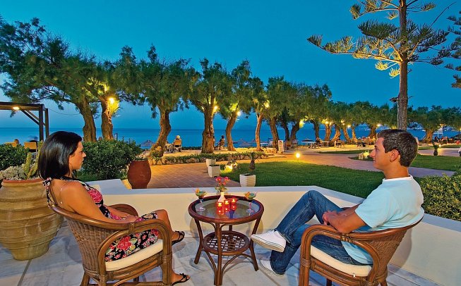 Giannoulis Santa Marina Plaza