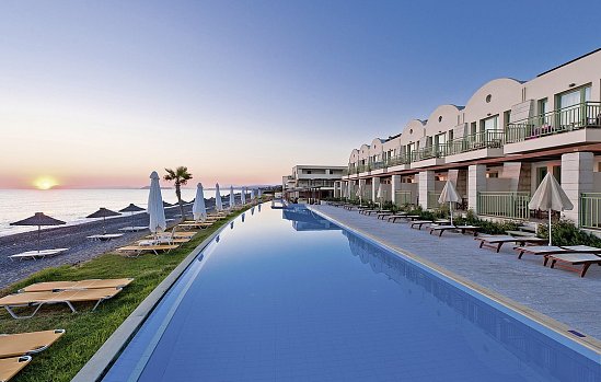 Giannoulis Grand Bay Beach Resort