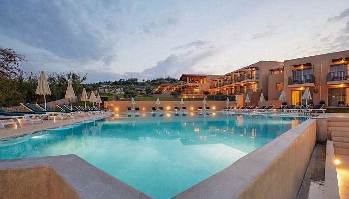 Giannoulis Santa Marina Beach Resort