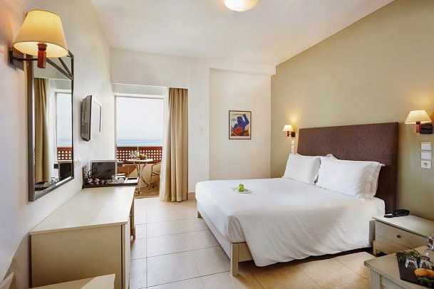 Giannoulis Santa Marina Beach Resort