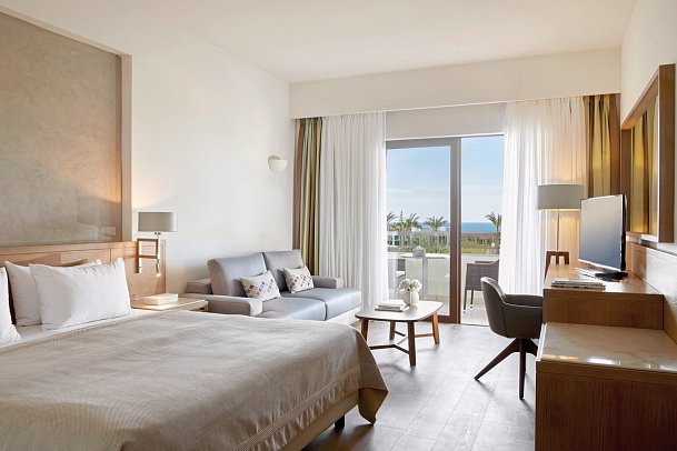 Minoa Palace Resort - Wohnbeispiel Doppelzimmer Poolblick (Zimmercodierung DBP)