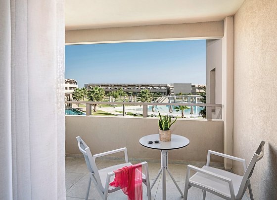 Euphoria Resort - Wohnbeispiel Suite Familie Poolblick (Zimmercodierung WIP)