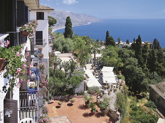 Ariston & Palazzo Santa Caterina