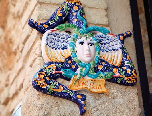 Autotour Kulturelles Sizilien - Trinacria, Symbol Siziliens