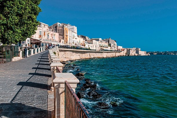 Tempel, reizvolle Landschaften und der Ätna (Standard-Variante) - Insel Ortigia/Syrakus