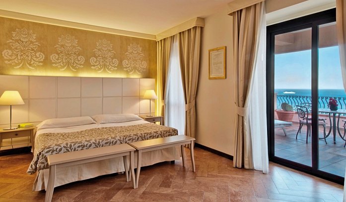 CDSHotels Baia Taormina - Wohnbeispiel Doppelzimmer Luxury (Zimmercodierung DS2)