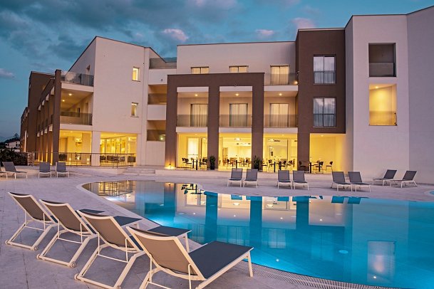 Resort La Battigia Beach & Spa