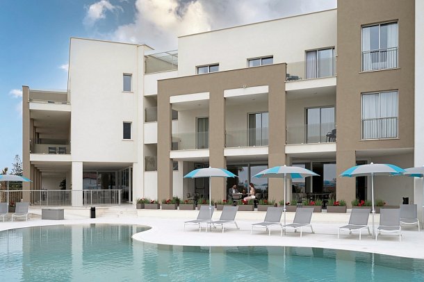 Resort La Battigia Beach & Spa