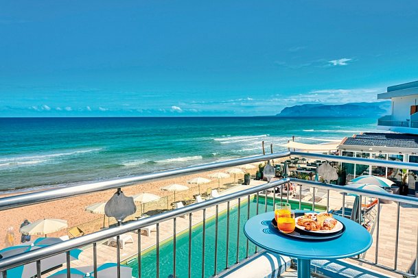 La Battigia - Wohnbeispiel Doppelzimmer Deluxe Meerblick (Zimmercodierung UDM)