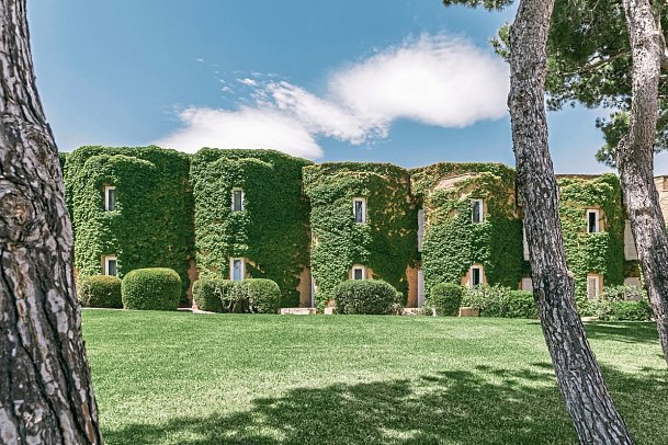 Mangia’s Brucoli, Sicily, Autograph Collection