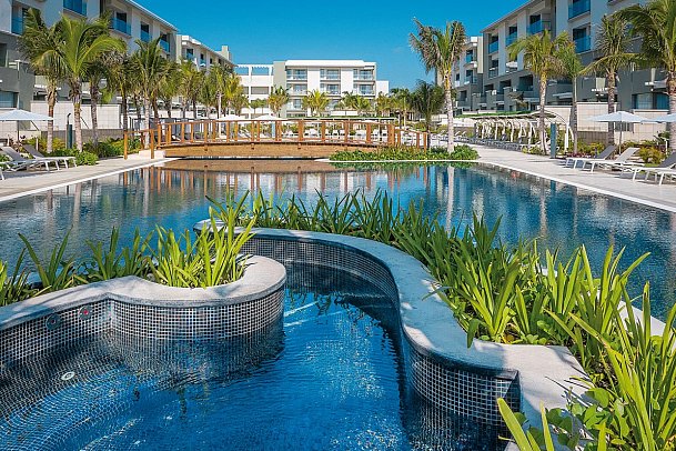 Catalonia Costa Mujeres