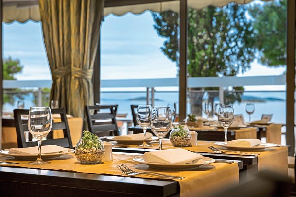 Aminess Grand Azur Hotel