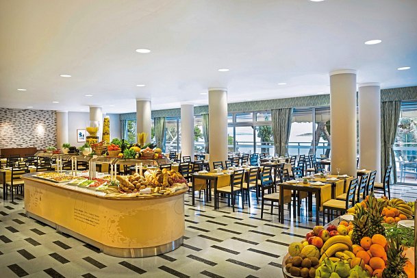 Aminess Grand Azur Hotel