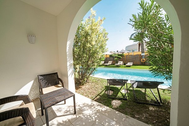 Sentido Djerba Beach - Wohnbeispiel Swim-Up (Zimmercodierungen DBQ & WBQ)