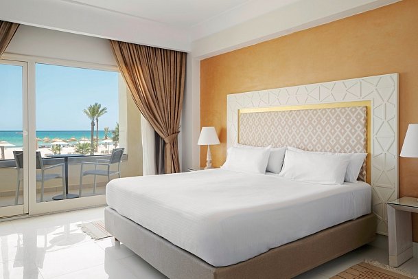 Iberostar Selection Eolia Djerba - Wohnbeispiel Juniorsuite Meeresfront private Terrasse (Zimmercodierungen JBO & J1O)