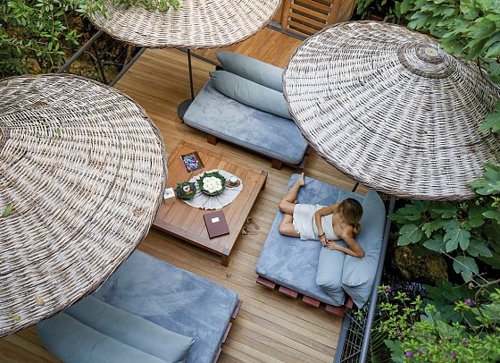 Hillside Beach Club