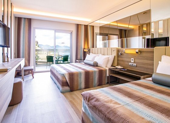 Turunc Premium - Wohnbeispiel Doppelzimmer seitl. Meerblick