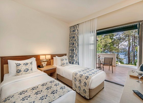 Labranda Mares Marmaris - Wohnbeispiel Bungalow Familienzimmer Gartenblick (Zimmercodierung FB1)