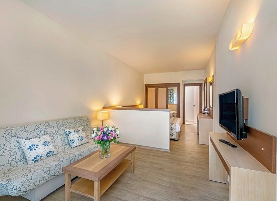 Labranda Mares Marmaris - Wohnbeispiel Bungalow Familienzimmer Gartenblick (Zimmercodierung FB1)
