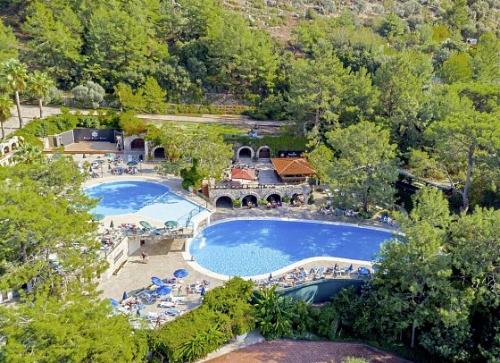 Montana Pine Resort Hotel & Spa