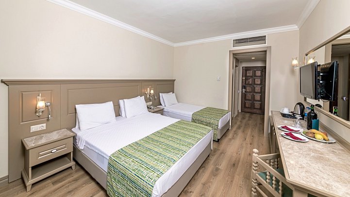 Grand Yazici Club Marmaris Palace - Wohnbeispiel Doppelzimmer Landblick