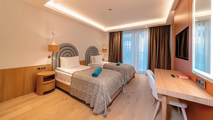 Liberty Fabay - Wohnbeispiel Dublex Lake House (Zimmercodierung VDQ)